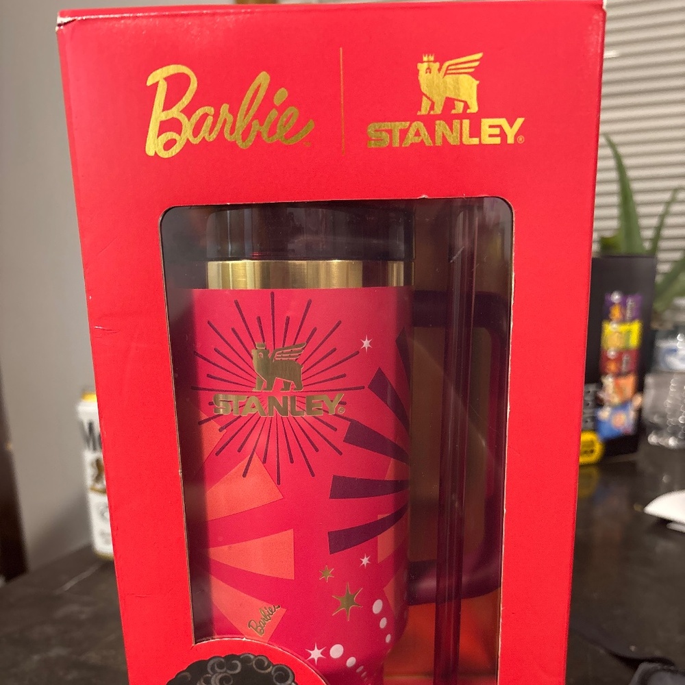 Stanley Dynamite 40 oz cup